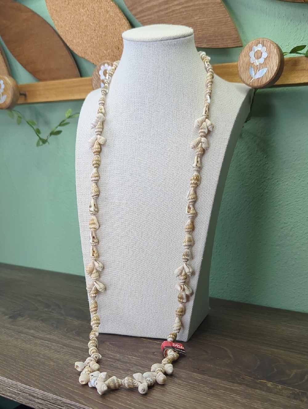 Hilo Hattie Natural Shell Wraparound Necklace 34"